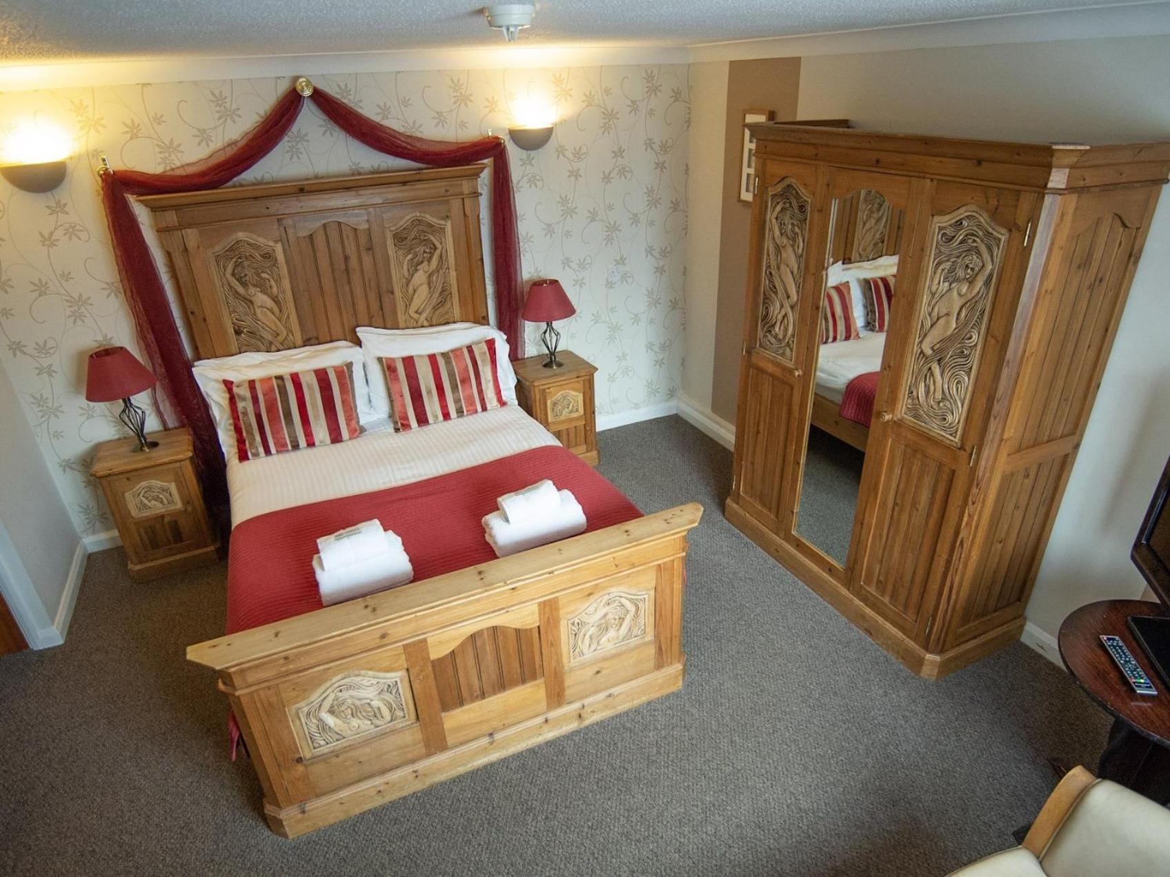 The Heath Inn Лейтън Бъзард Екстериор снимка