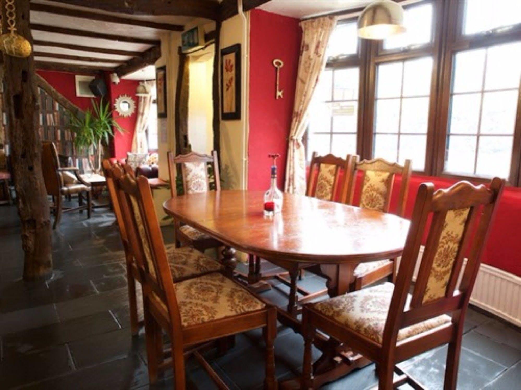 The Heath Inn Лейтън Бъзард Екстериор снимка